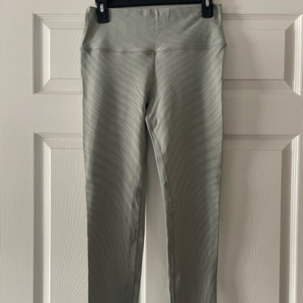 ALO Leggings